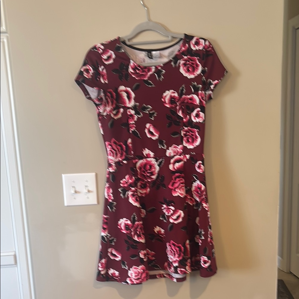 Floral Burgundy Dress size 8